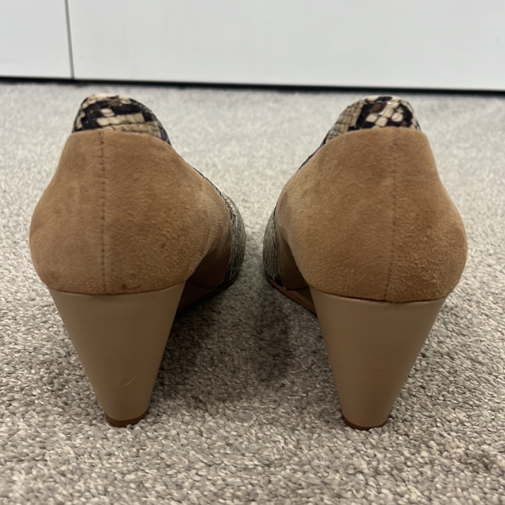 Beige Snake-Print Wedge Pumps - Picture 3 of 11